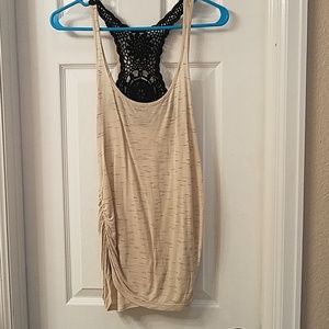 👗2/$29👗 Full Tilt | Tank w/ lace detail